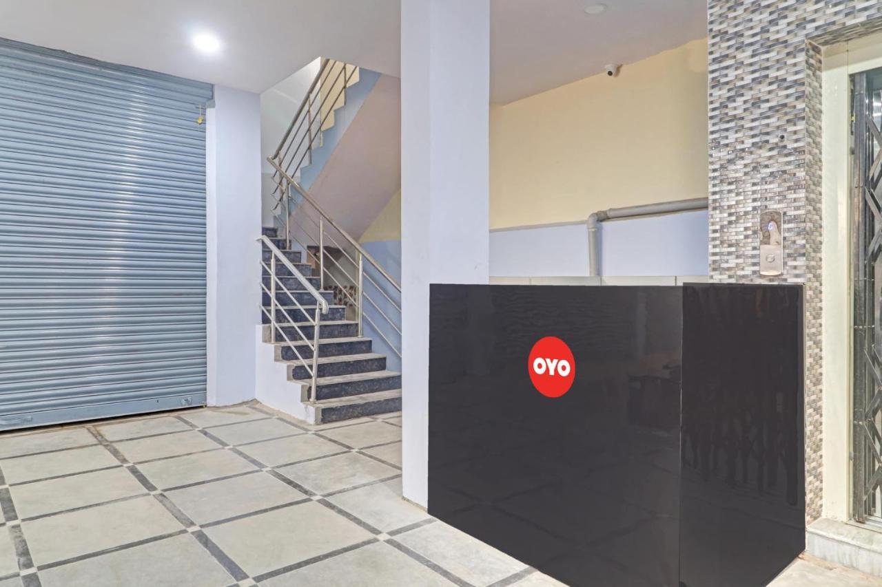 Super Hotel O Rbs Square Langer Houz Haidar Sahibguda Buitenkant foto