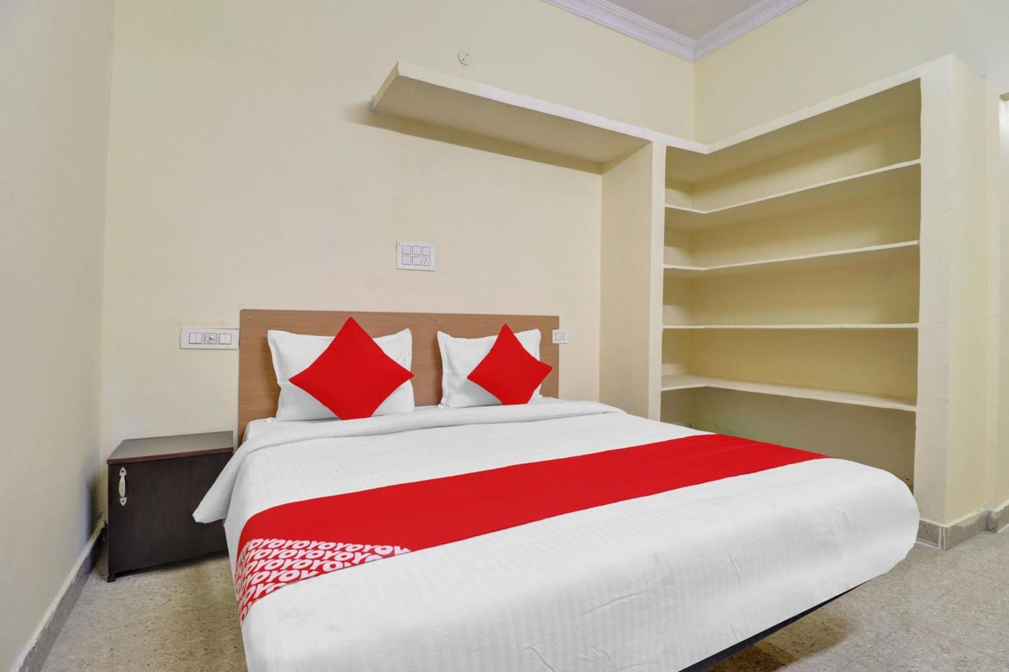 Super Hotel O Rbs Square Langer Houz Haidar Sahibguda Buitenkant foto